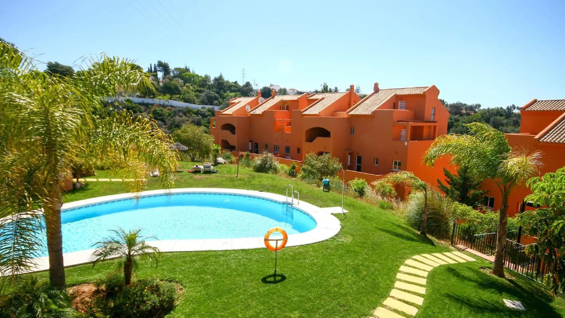 1 Bed In Los Lagos De Santa Maria, Elviria Marbella