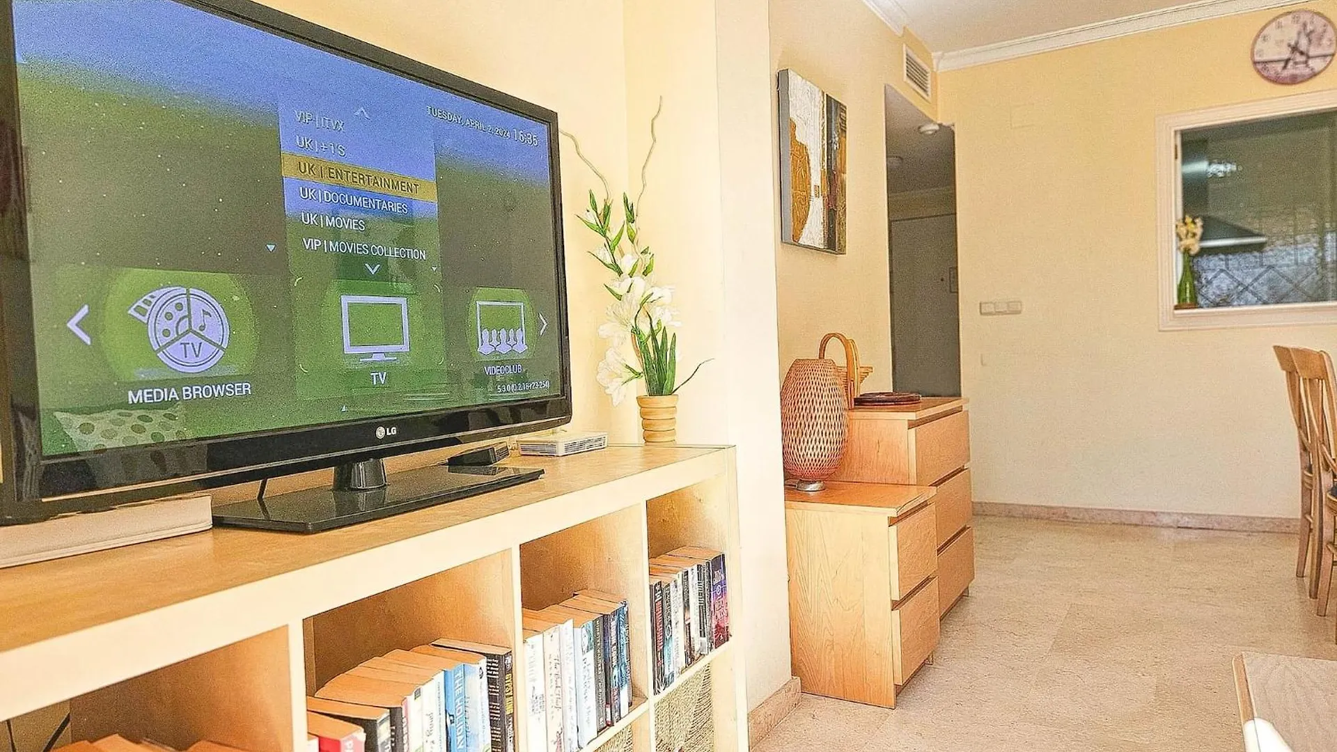 1 Bed In Los Lagos De Santa Maria, Elviria Marbella